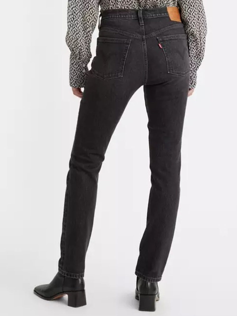 Women’s Levi’s 501s Skinny Fit High Rise Black Jeans Size 28